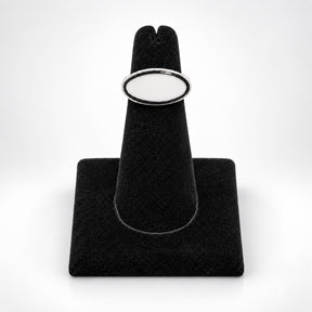 Single Finger Ring Display - Black Velvet front view
